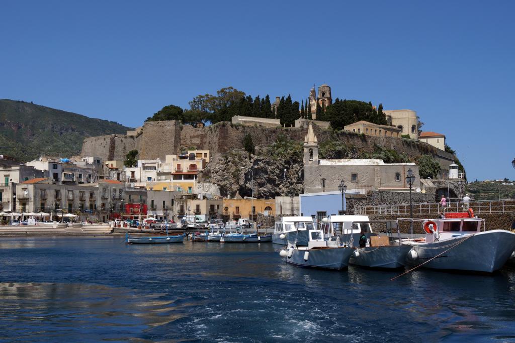 Per SiremarCaronteamp; Per Lipari Tourist Traghetti Traghetti Lipari F3TlKcJ1