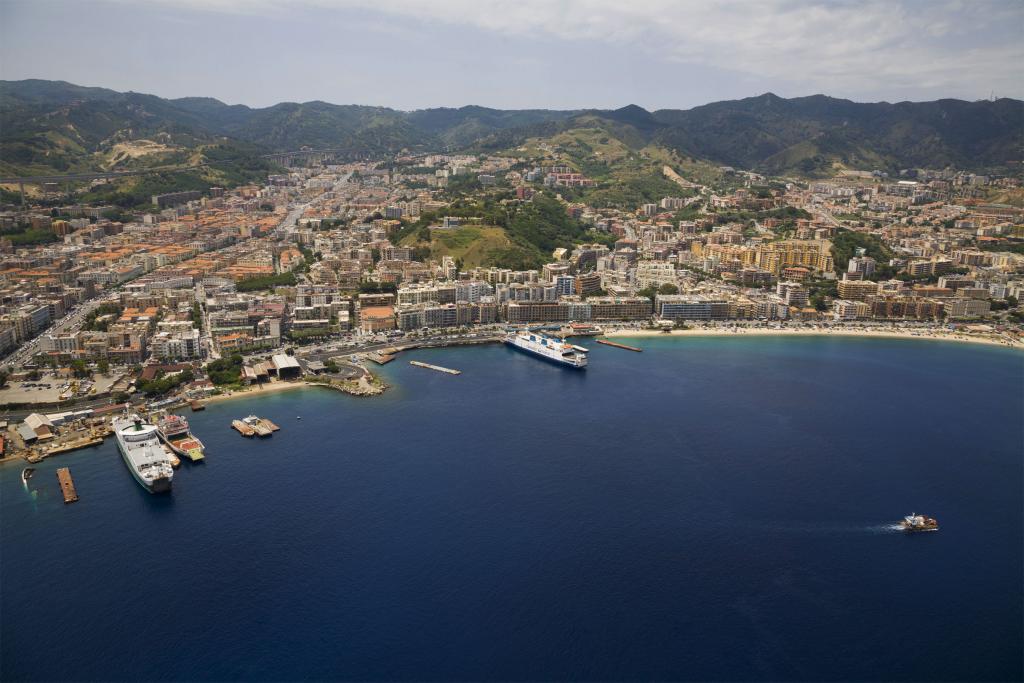 Caronte & Tourist Ferries to Messina, Villa San Giovanni, Salerno Caronte & Tourist Ferries to Messina, Villa San Giovanni, Salerno