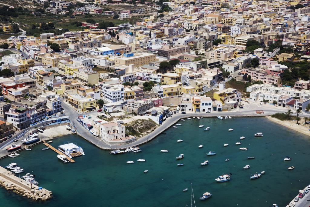 Baglioni fa pace con Lampedusa